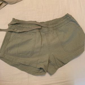 Super cute green shorts!